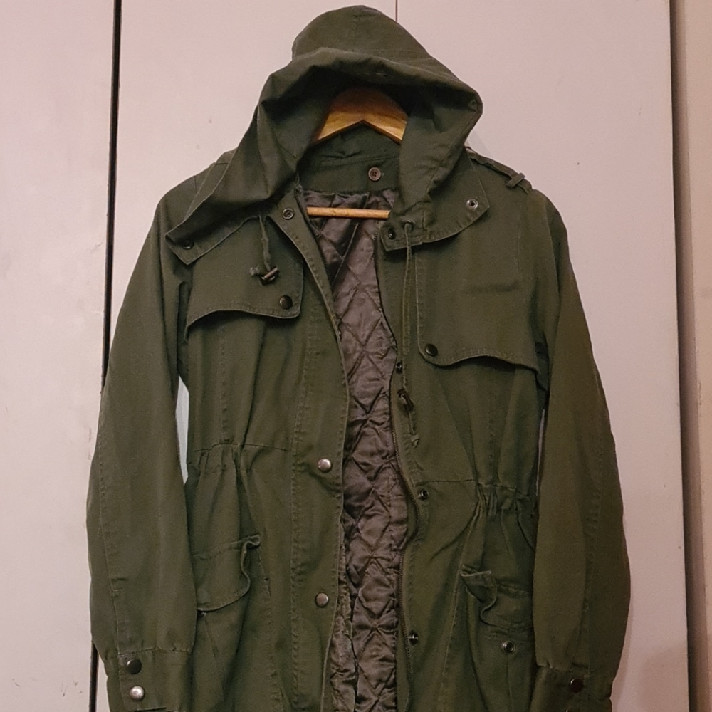 YesStyle olive jacket with detachable inner lining